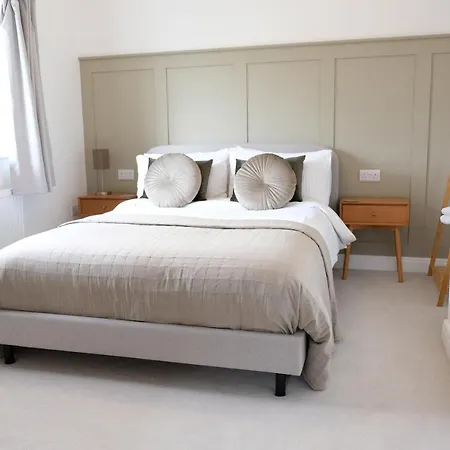 Holiday home Chaloners, Free Parking, Large Garden, Close To Races & Centre York